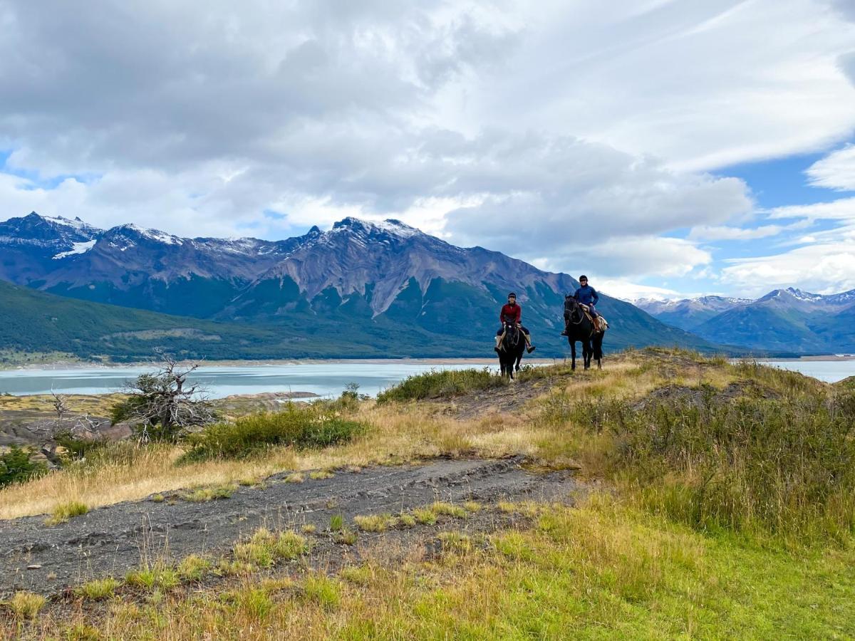 Estancia Nibepo Aike Colonia Francisco Perito Moreno エクステリア 写真
