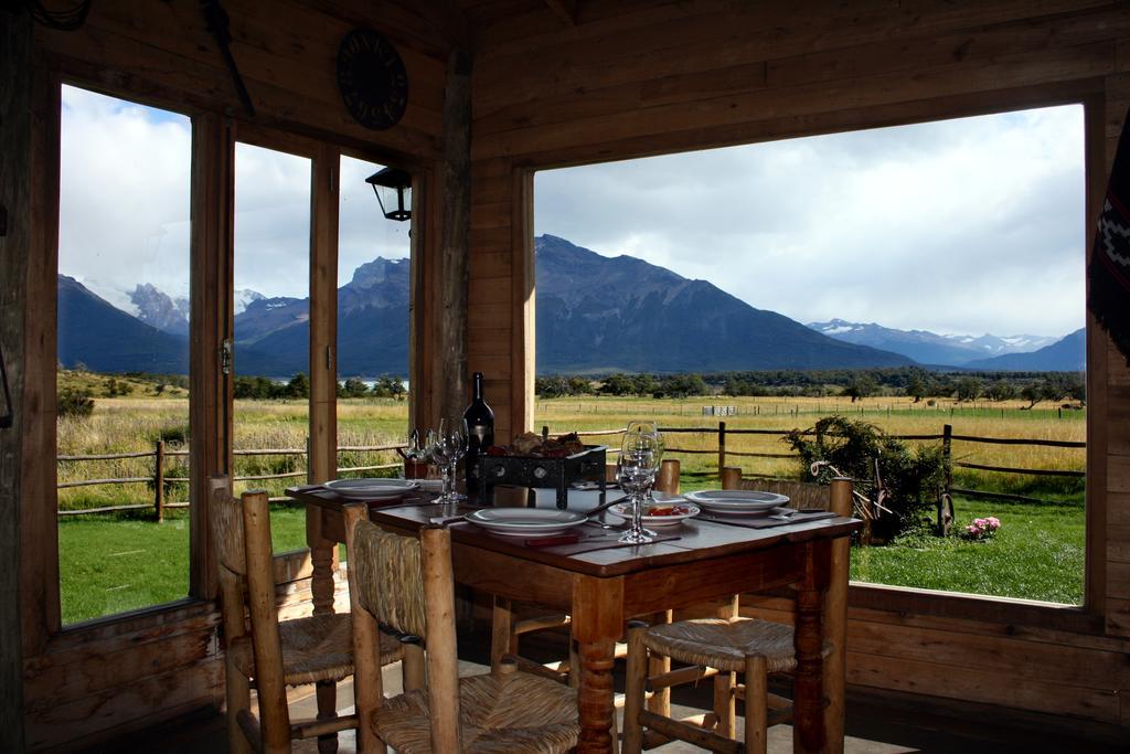 Estancia Nibepo Aike Colonia Francisco Perito Moreno エクステリア 写真